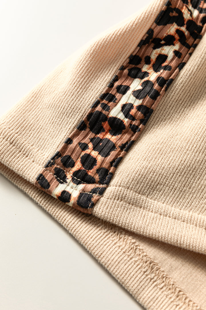 Parchment Leopard Trim Zipped Short Sleeve Casual Set