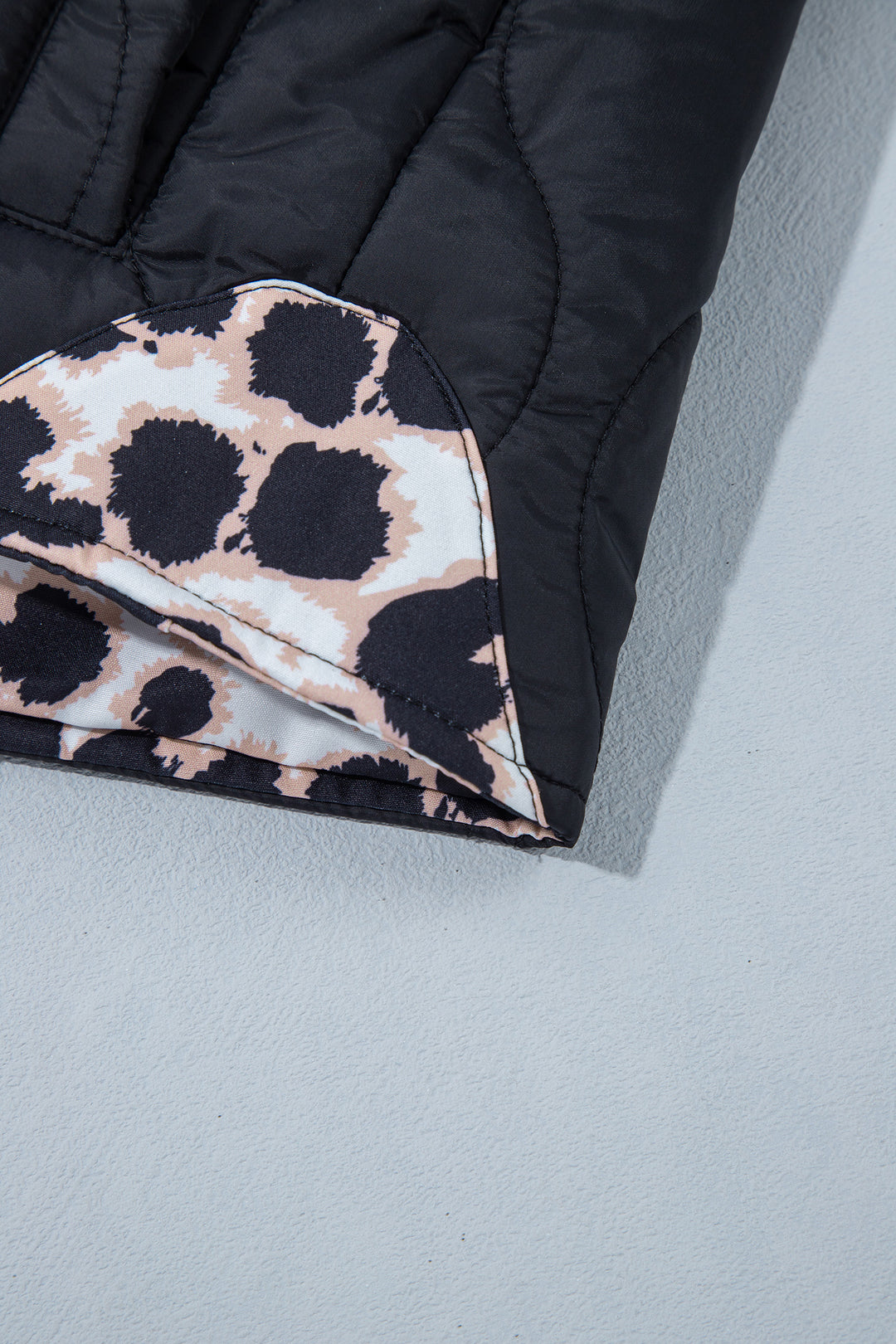 Black Retro Quilted Leopard Cuff Button Down Puffer Jacket