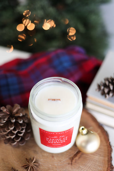 "Waking Up Christmas Morning" Hand-Poured Soy Candle - Warm Gingerbread