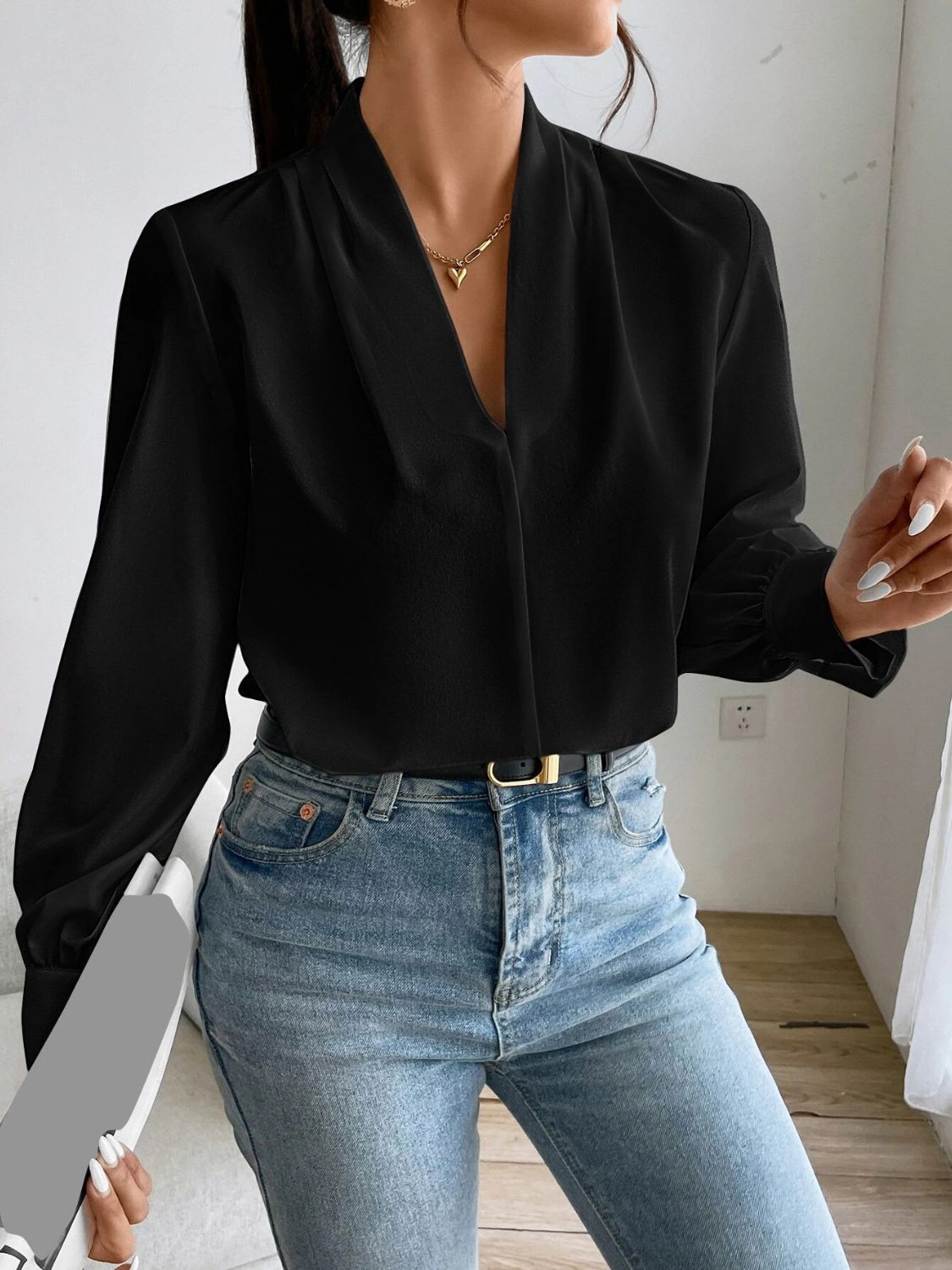 V Neck Long Sleeve Top