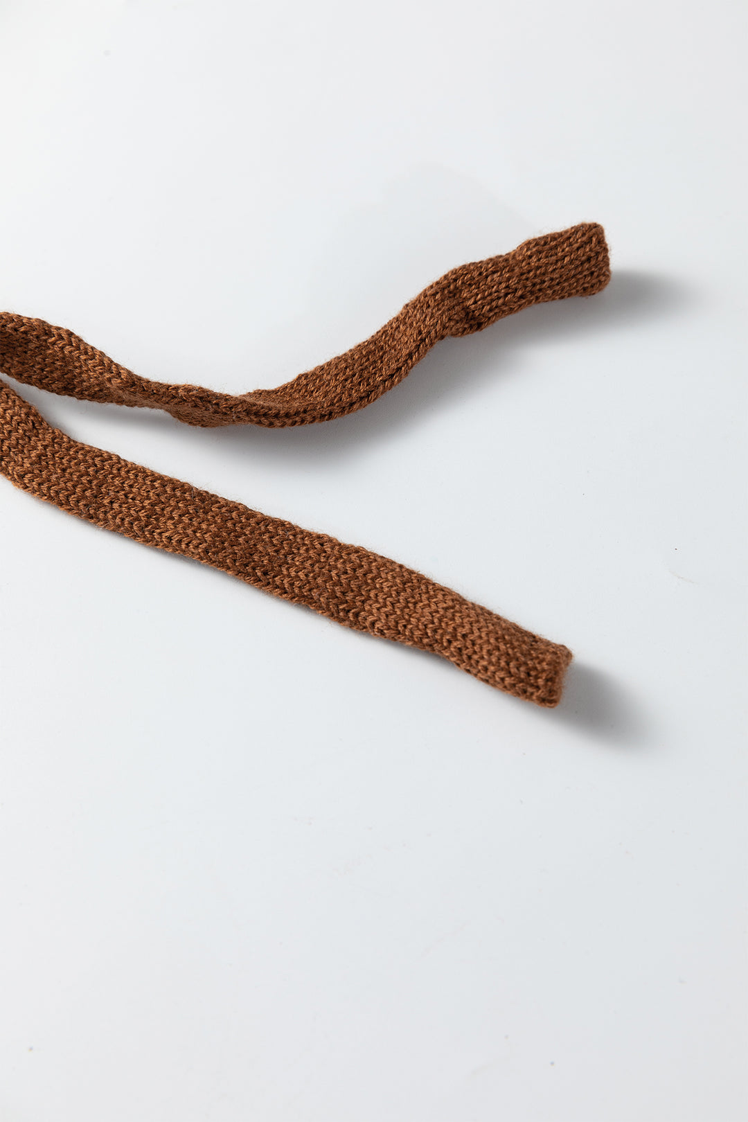 White Horizontal Ribbed Knit Contrast Trim Ties Front Sweater Vest