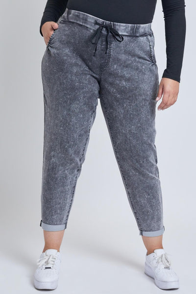 Women's Plus Size Mid Rise Cuffed Jogger Pants