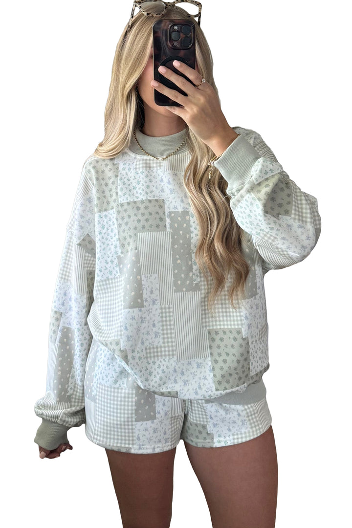 Light Pink Patchwork Floral Print Drop Shoulder Baggy Pullover Drawstring Shorts Set