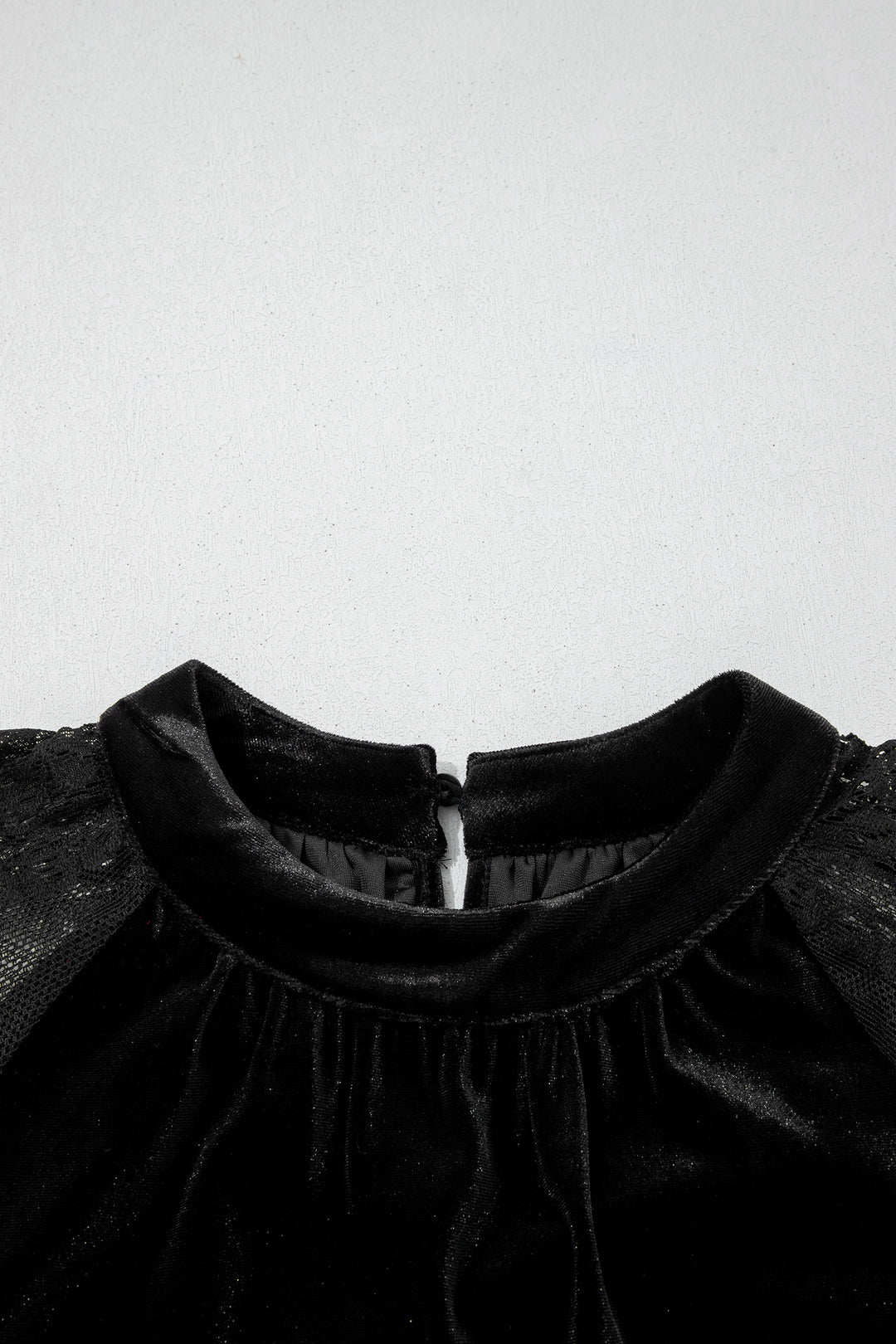 Color Black Solid Color Sheer Lace Long Sleeve Patchwork Stand Neck Velvet Blouse