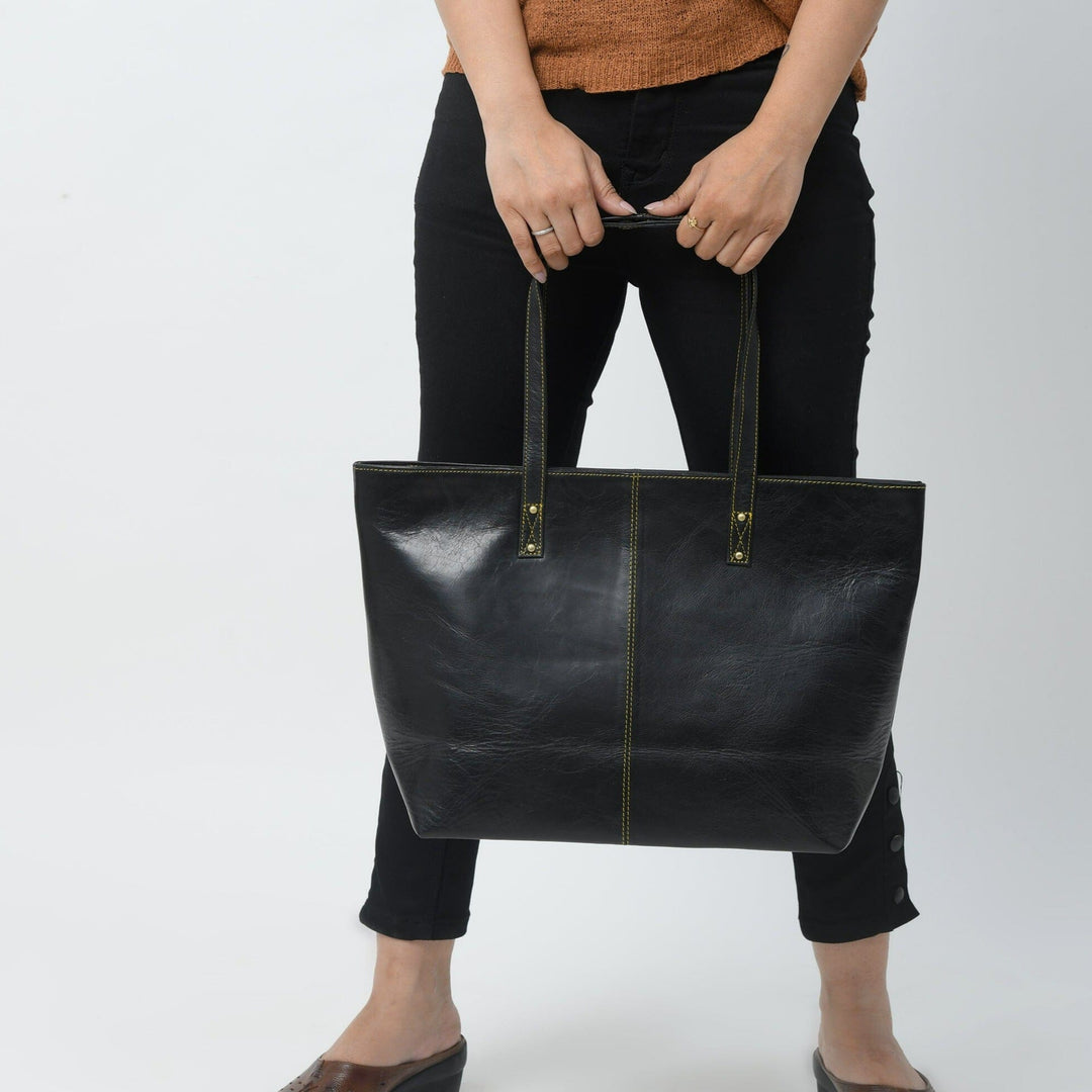 The Kim Tote Bag- Black