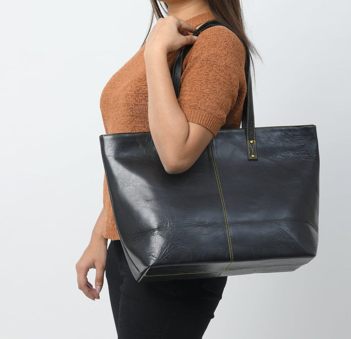 The Kim Tote Bag- Black