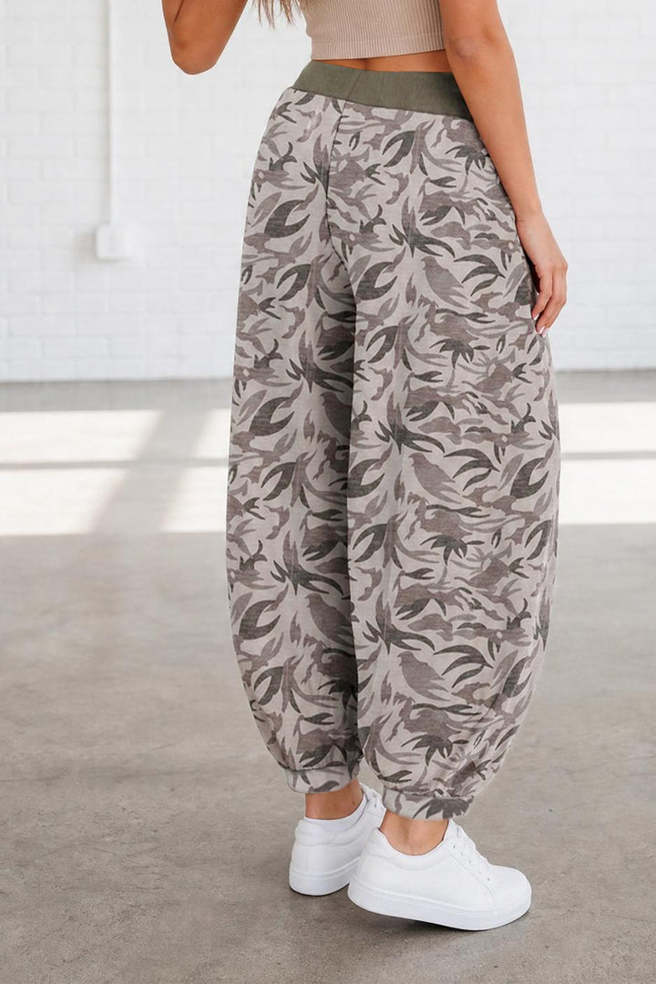 Multicolour Drawstring Contrast Waistband Camouflage Cargo Barrel Pants