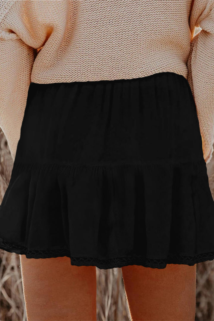 Black Plus Size Frilled Elastic Waist Lace Trim Boho Ruffled Shorts