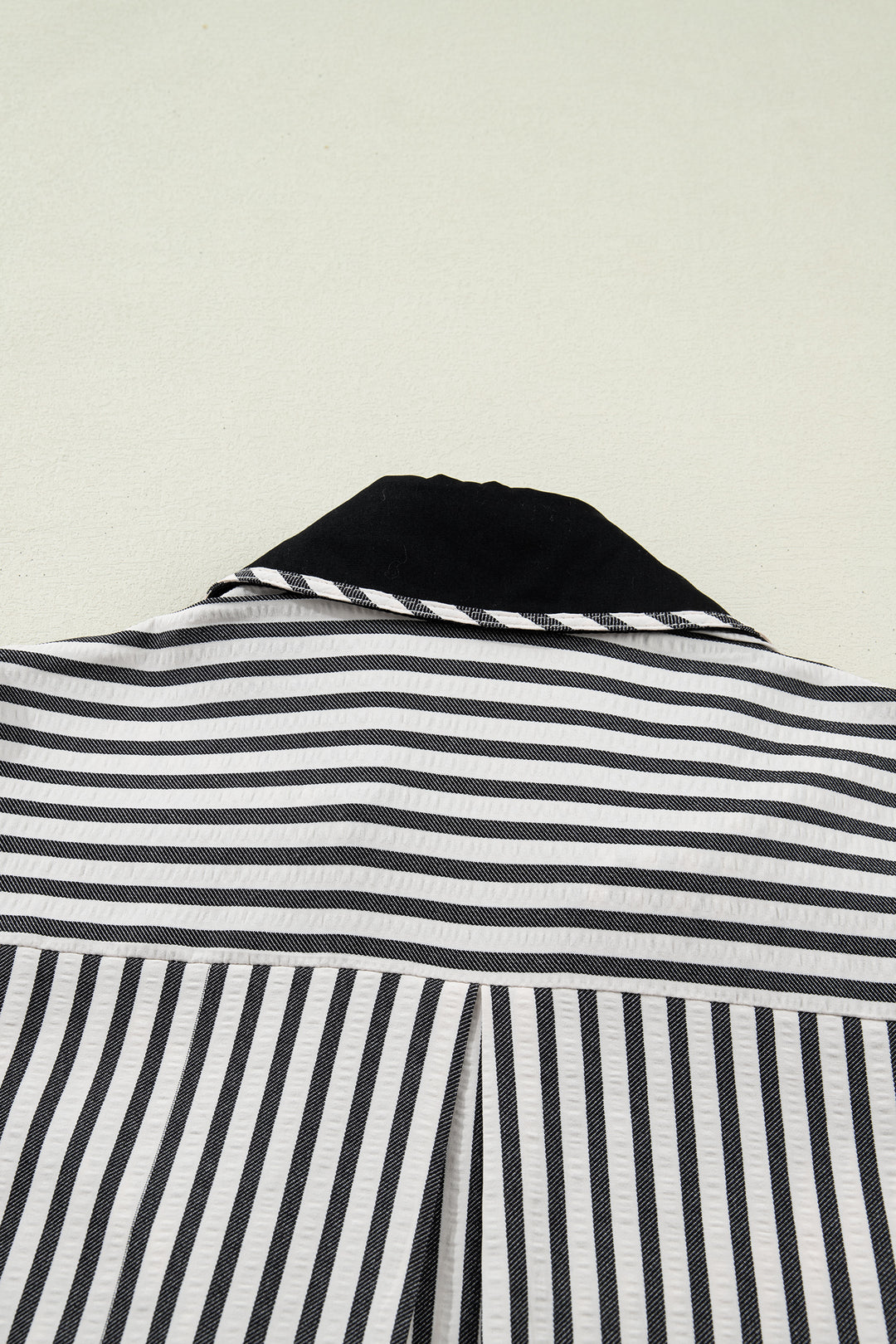 Black Stripe Collared Split Neck Short Bubble Sleeve Blouse