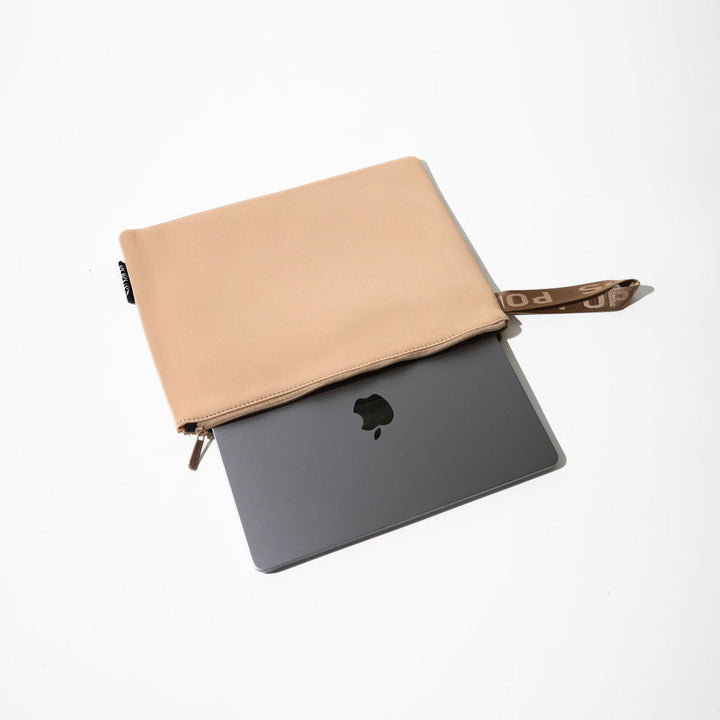 LAPTOP SLEEVE TAN