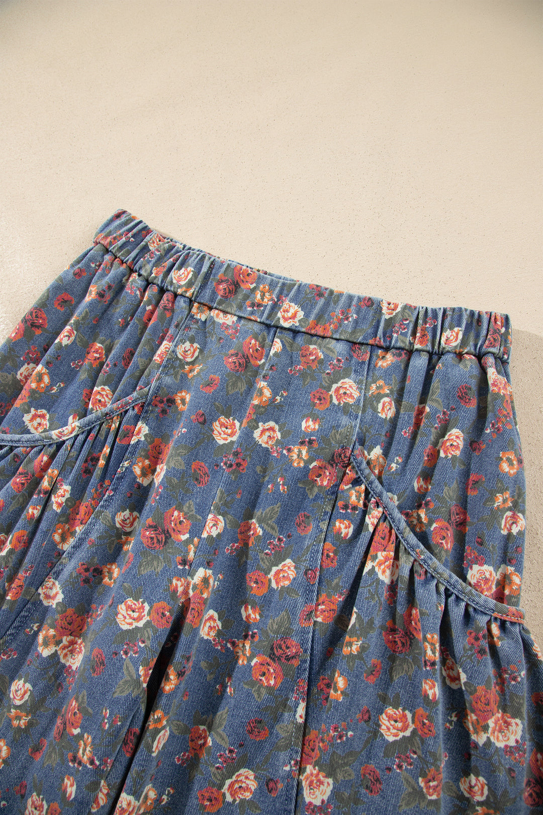 Beau Blue Retro Floral Print Elastic Waist Pocketed Barrel Jeans