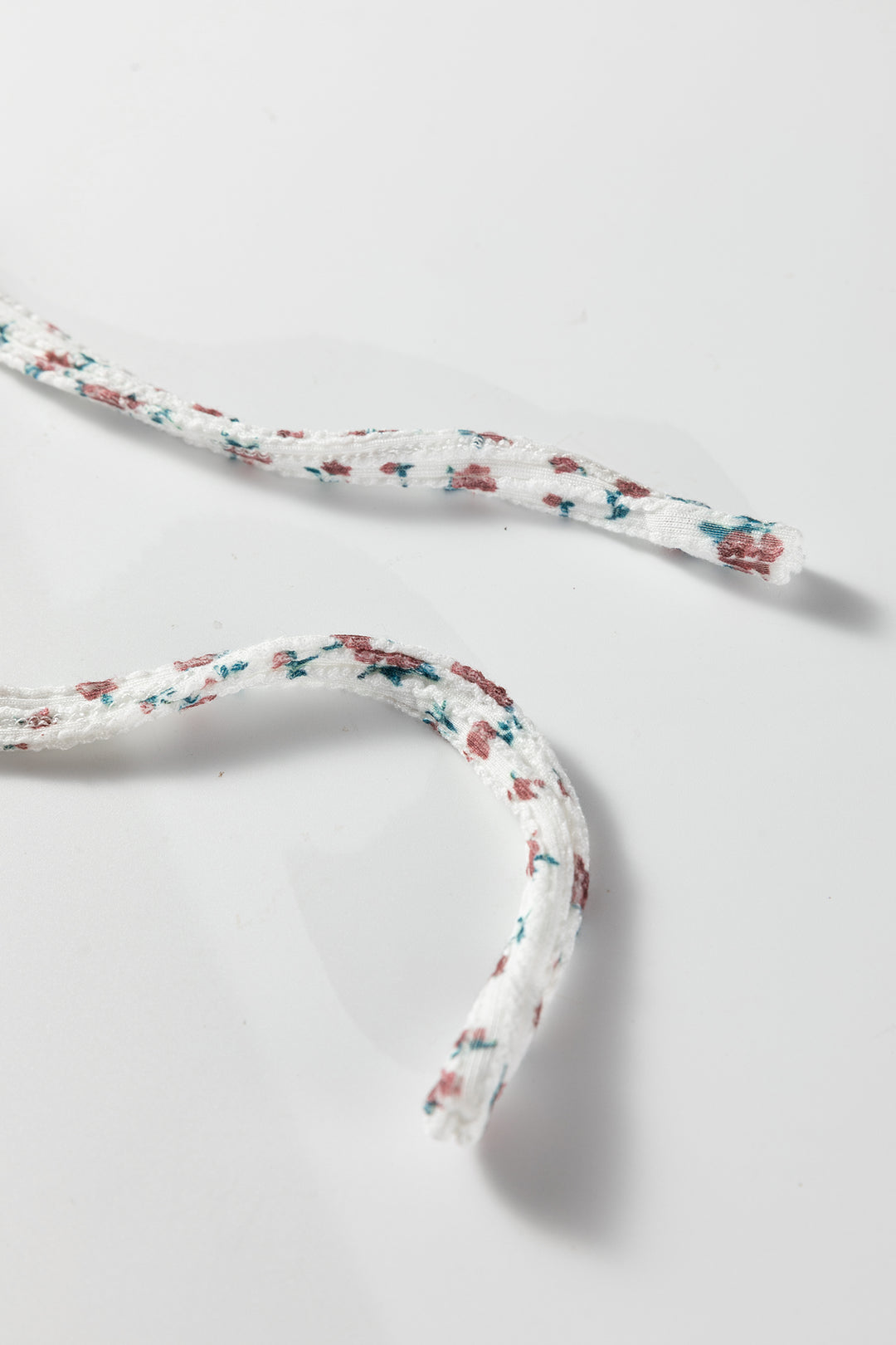 White Spiral Ribbed Floral Print Long Sleeve Henley Top Drawstring Short Set