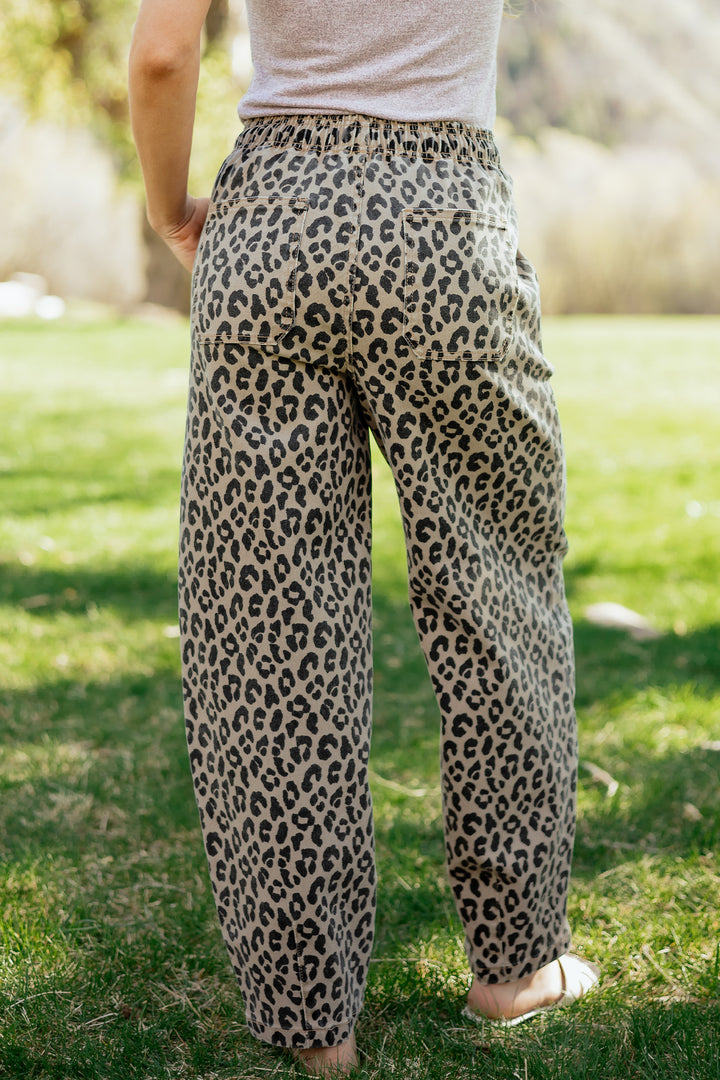 Khaki Leopard Print Drawstring Elastic Waist Loose Denim Pants with Pockets