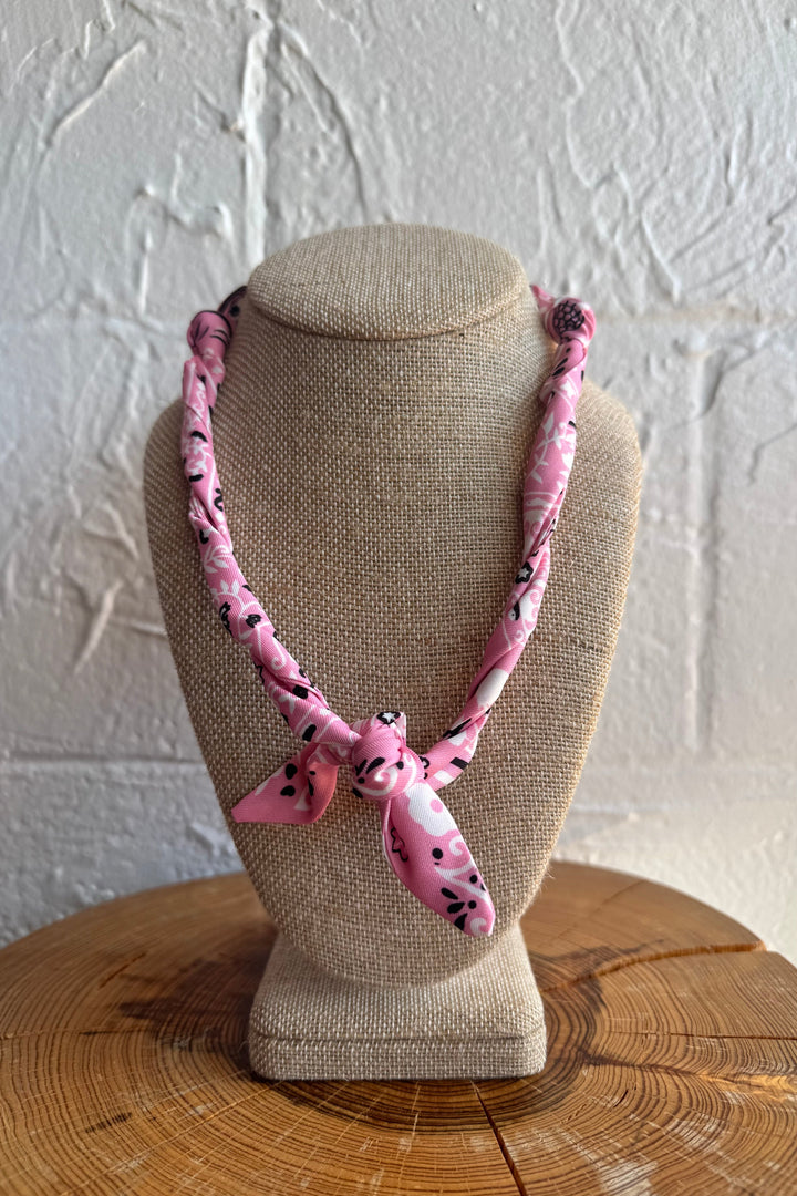 GEMELLI | KNOTTED BANDANA SCARF NECKLACE - PINK