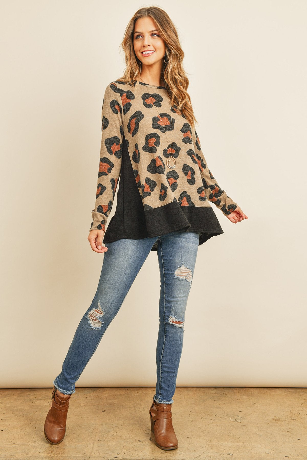 Leopard Long Sleeves Bottom and Side Contrast Top