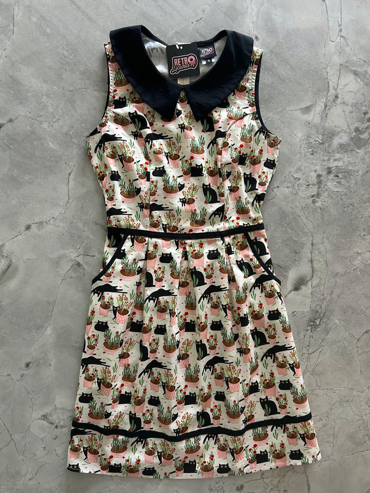 Cats &amp; Plants Collared Dress - Plus Sizes only