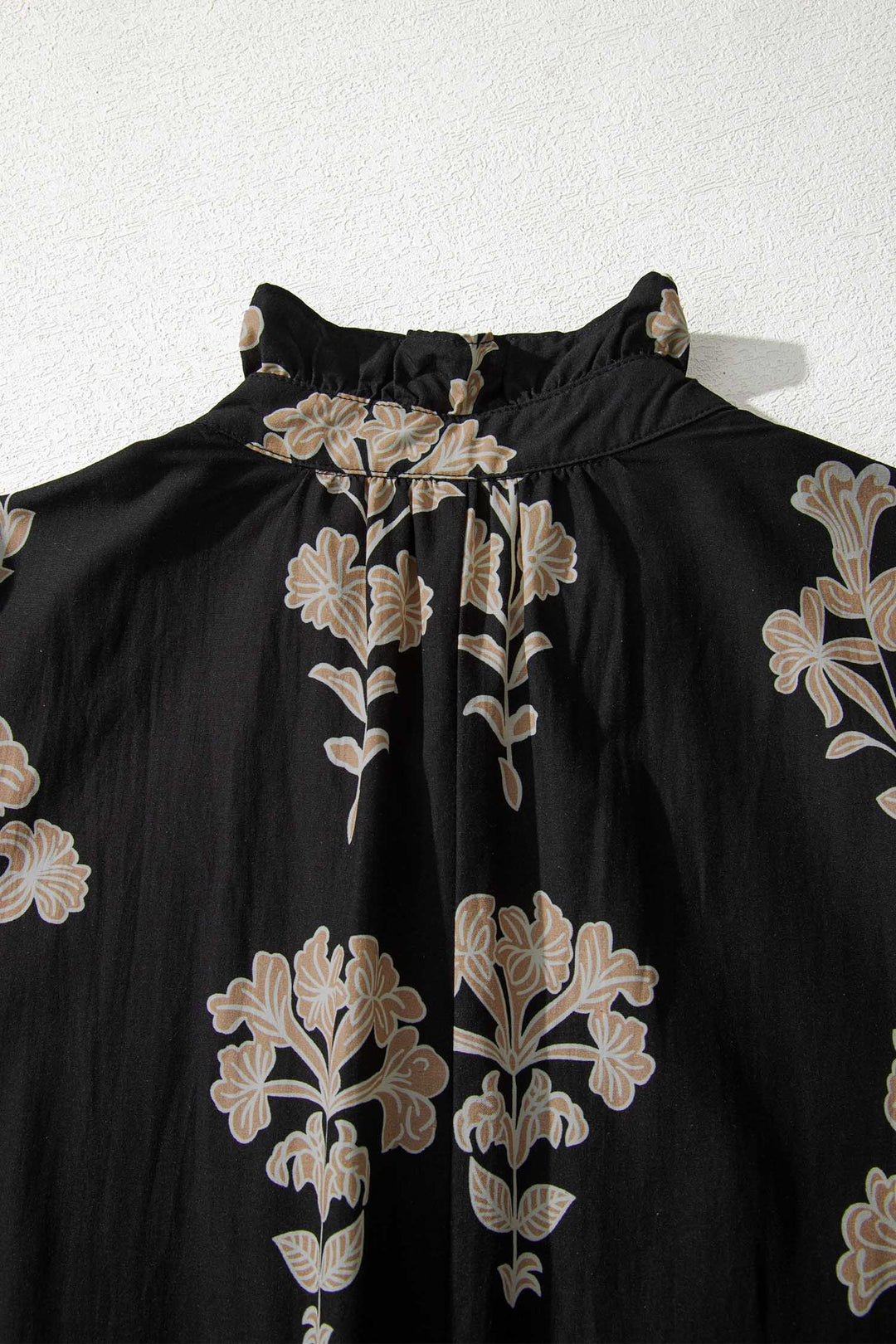 Black Floral Print Frilled Collar Short Puff Sleeve Plus Size Maxi Dress
