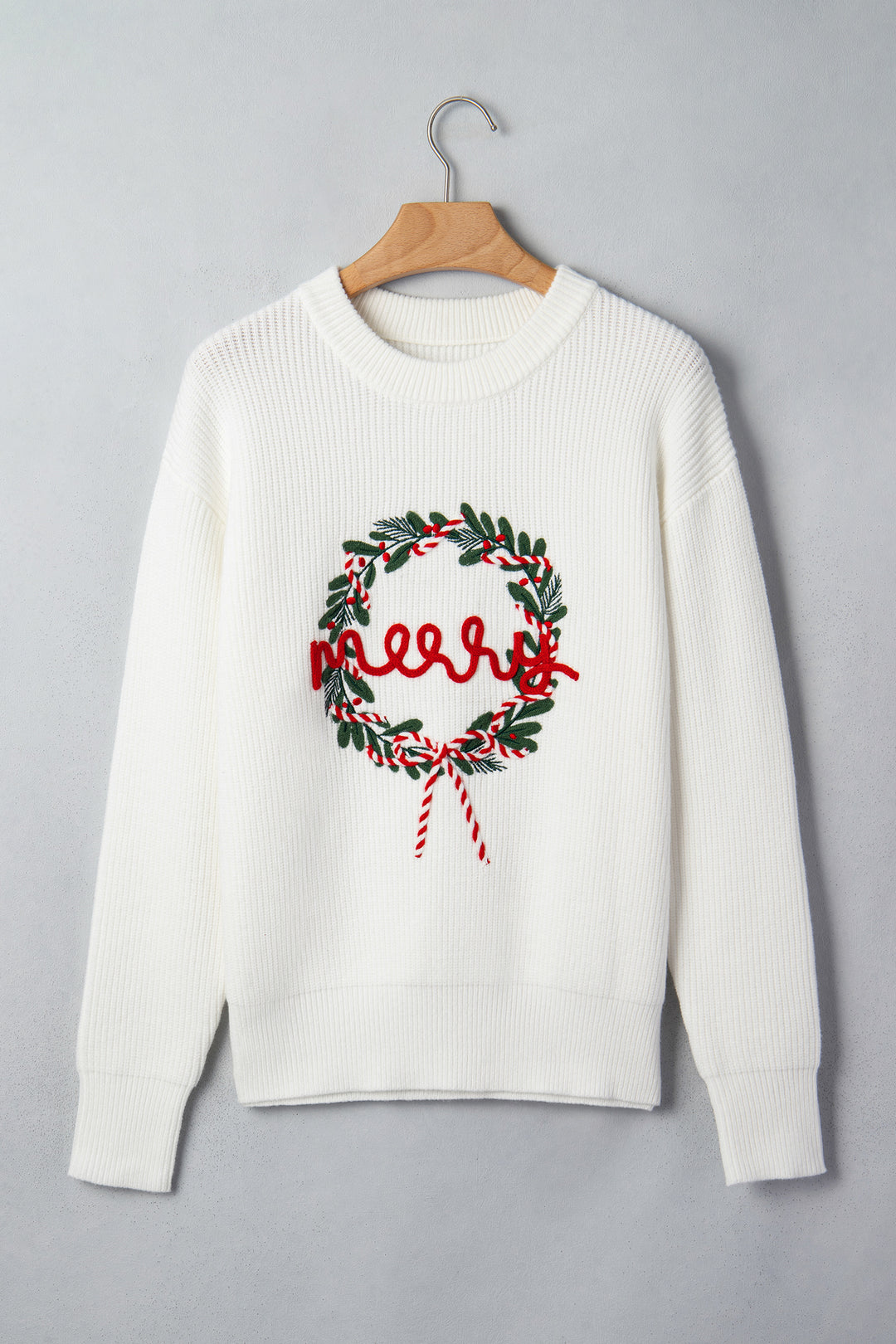 White Christmas Wreath Pattern Round Neck Casual Sweater