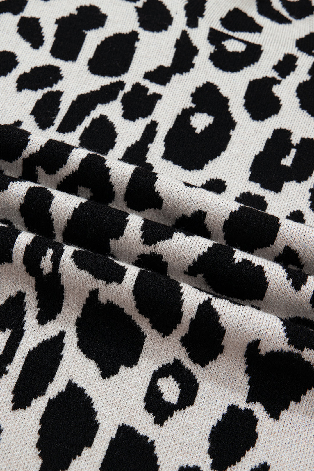Black Plus Size Leopard Print High Neck Short Sleeve Sweater