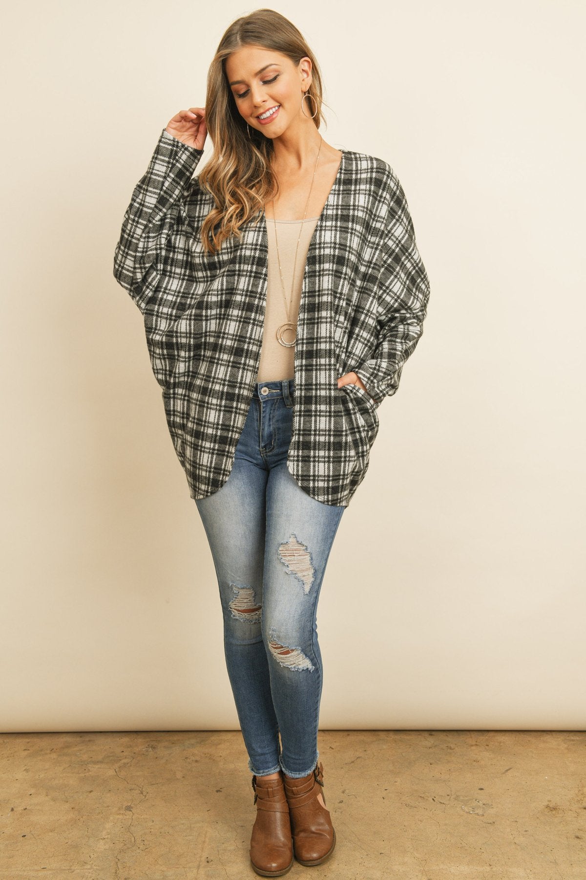 Plaid Round Hem Pocket Open Cardigan