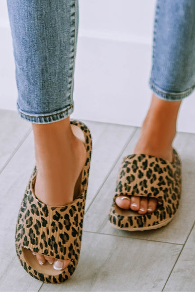 Leopard Print Thick Sole Slip On Slippers