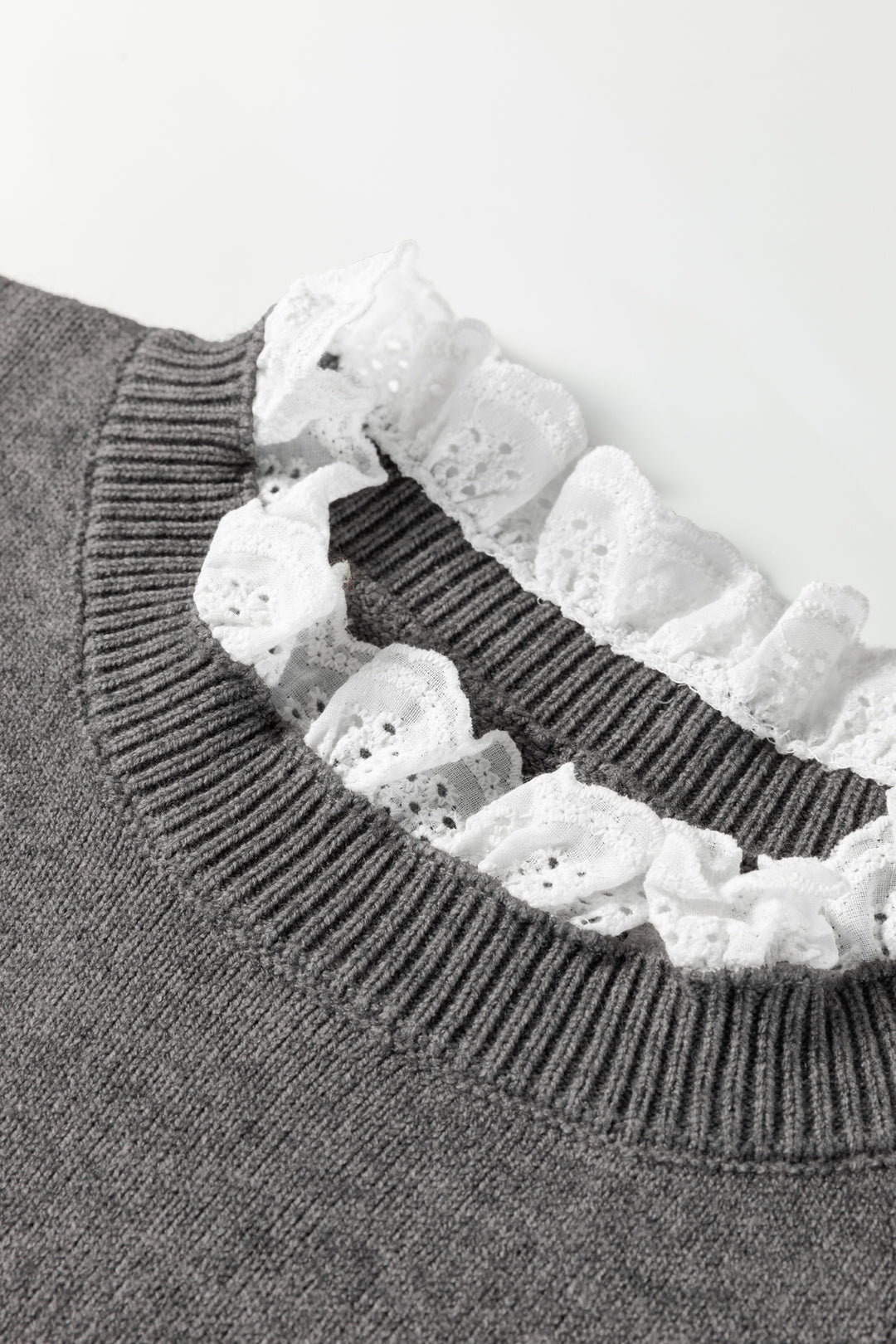 Sleet Lace Trim Patchwork Buttoned Cuffs Loose Sweater