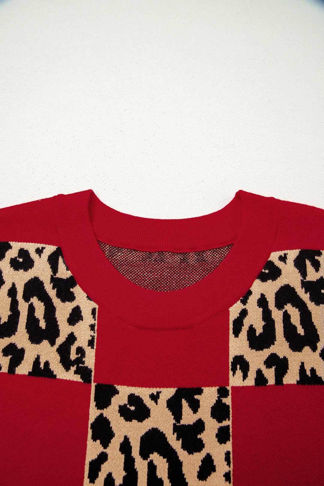 Green Plus Size Leopard Contrasted Checkered Short Sleeve Sweater