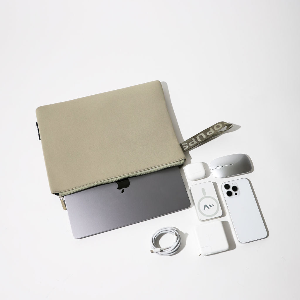 LAPTOP SLEEVE TAUPE