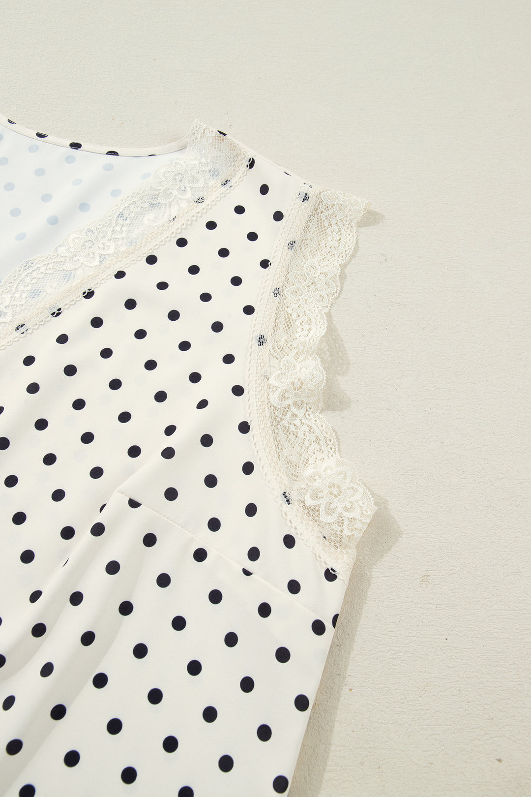 Apricot Plus Size Polka Dot Print Lace Trim V Neck Sleeveless Top