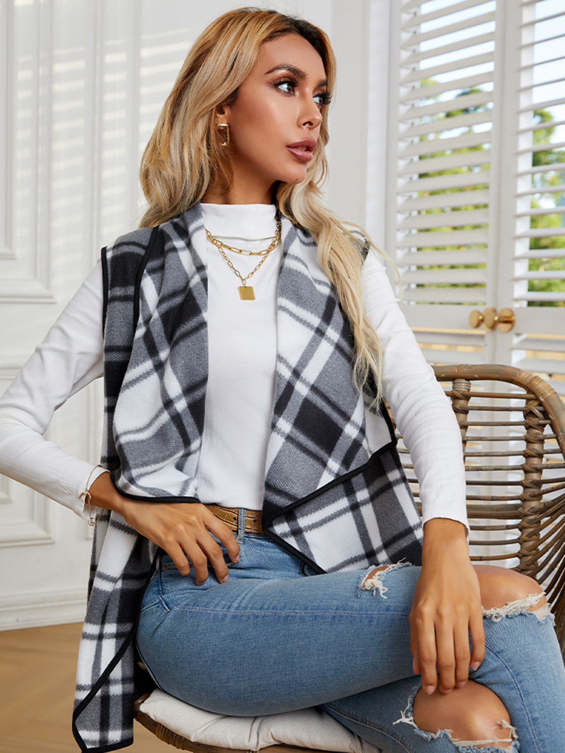 Shiny Plaid Open Front Vest