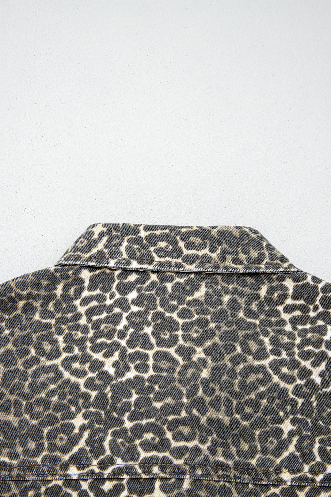 Gray Vintage Leopard Print Short Sleeve Loose Cotton Denim Shirt