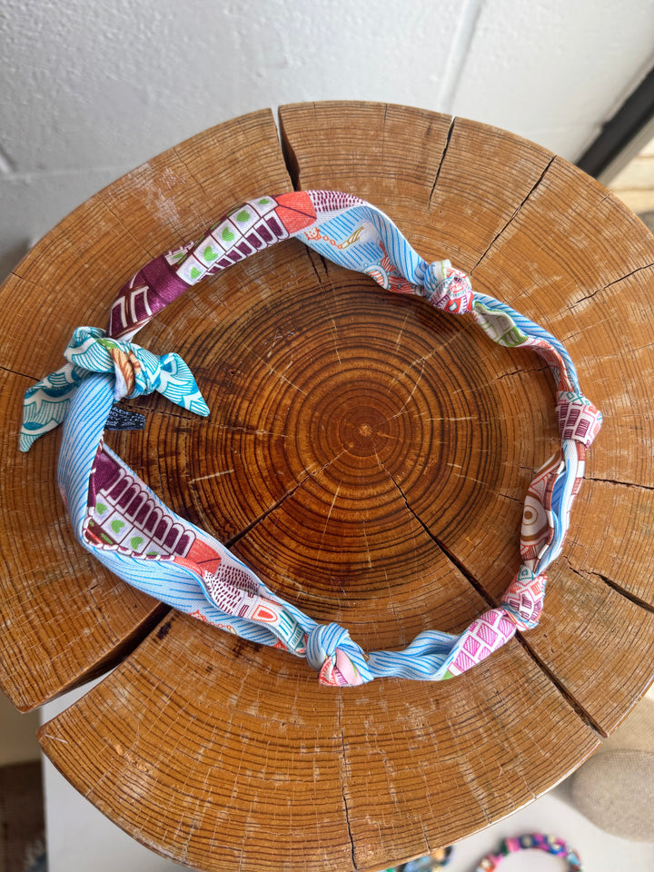 GEMELLI | KNOTTED BANDANA SCARF NECKLACE - PASTEL BREEZE