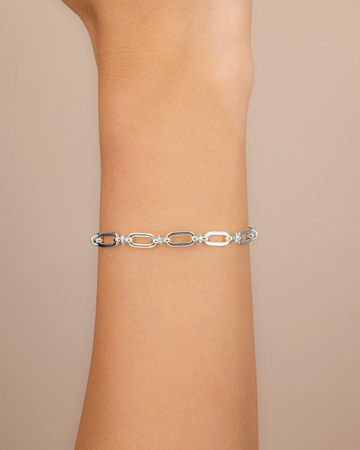 Oval Link Chain Bracelet