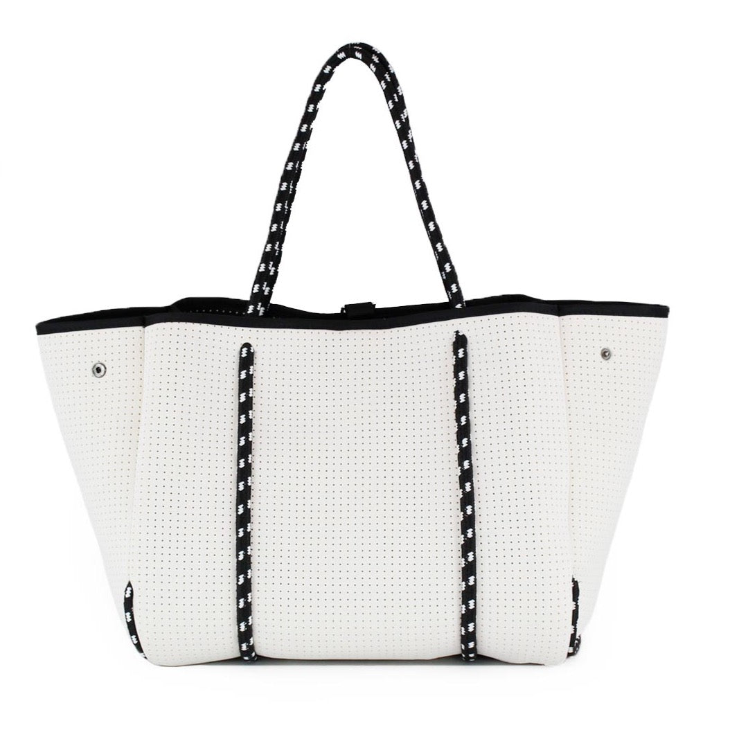 WHITE BASIC SET - EVERYDAY TOTE AND POUCH