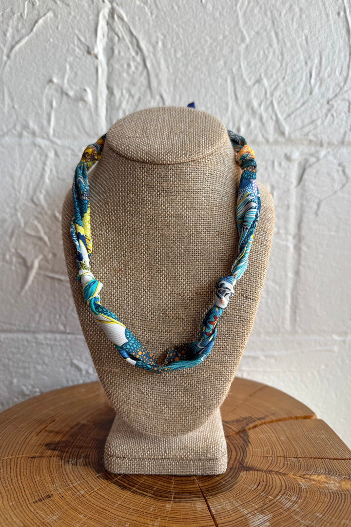 GEMELLI | KNOTTED BANDANA SCARF NECKLACE - DESERT BLOOM