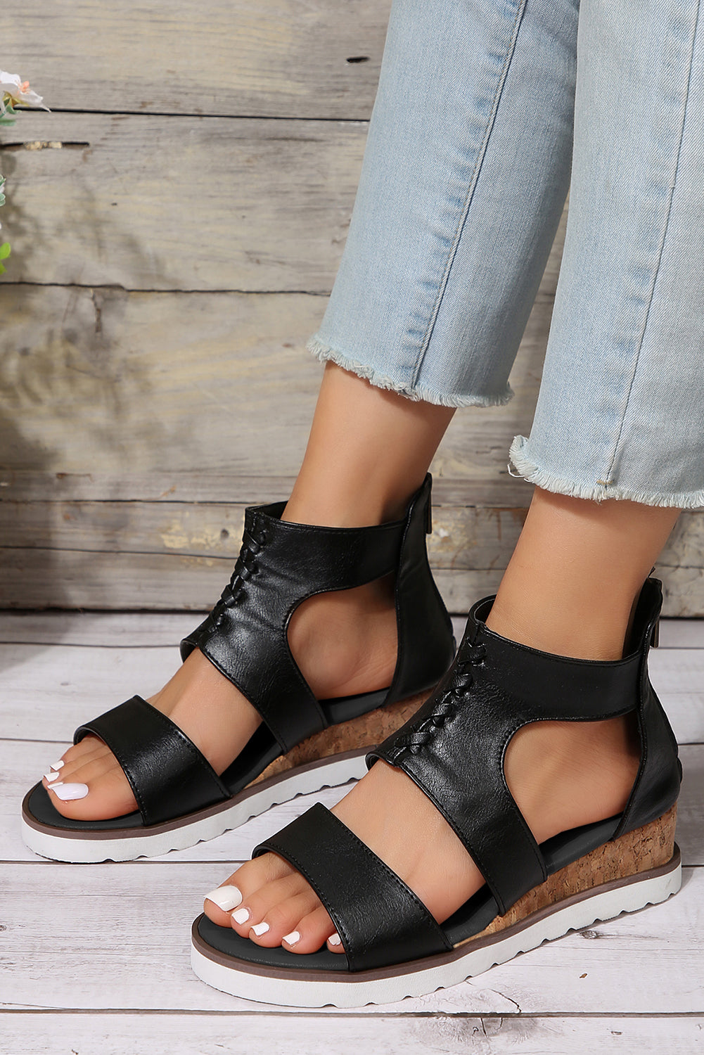 Nora Crisscross Hollowed Gladiator Sandals
