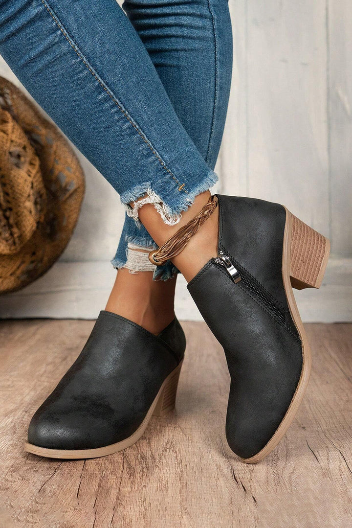 Tulip Opening Suede Ankle Boots