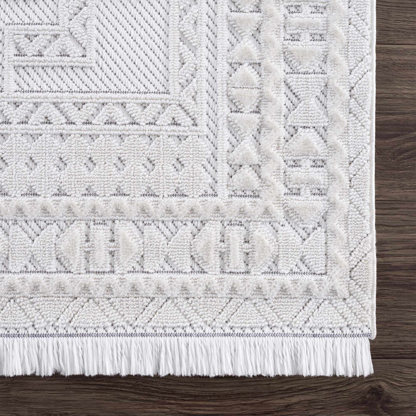 Alya Textured Medallion Fringed Rug - Limited Edition