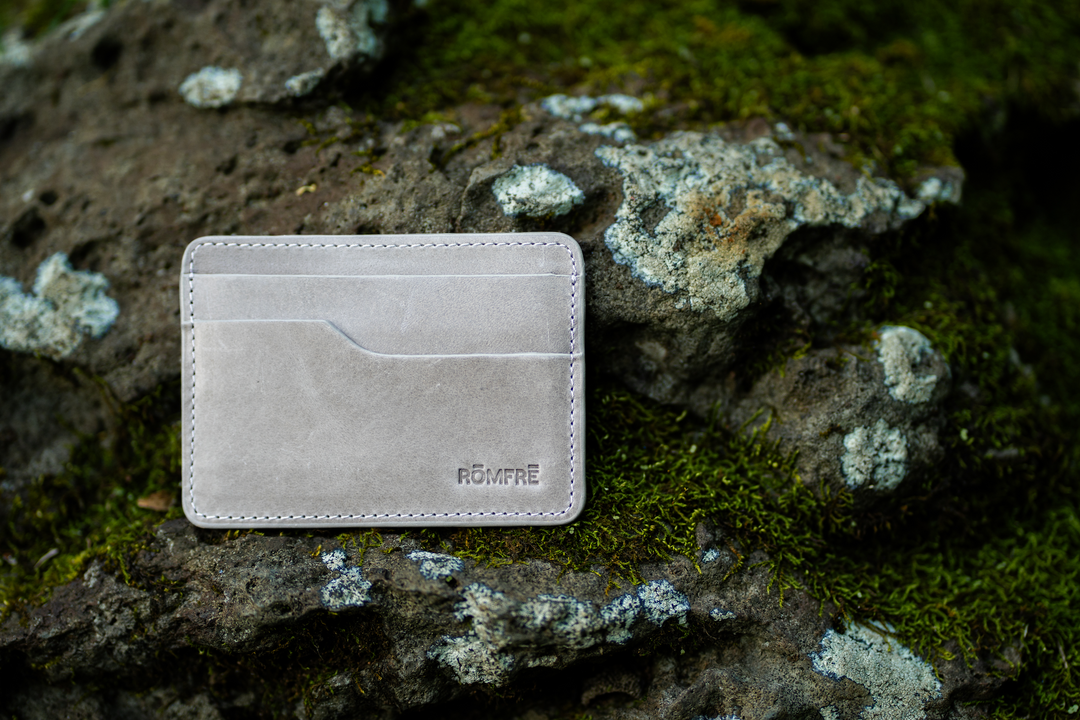 Hana Minimalist Wallet