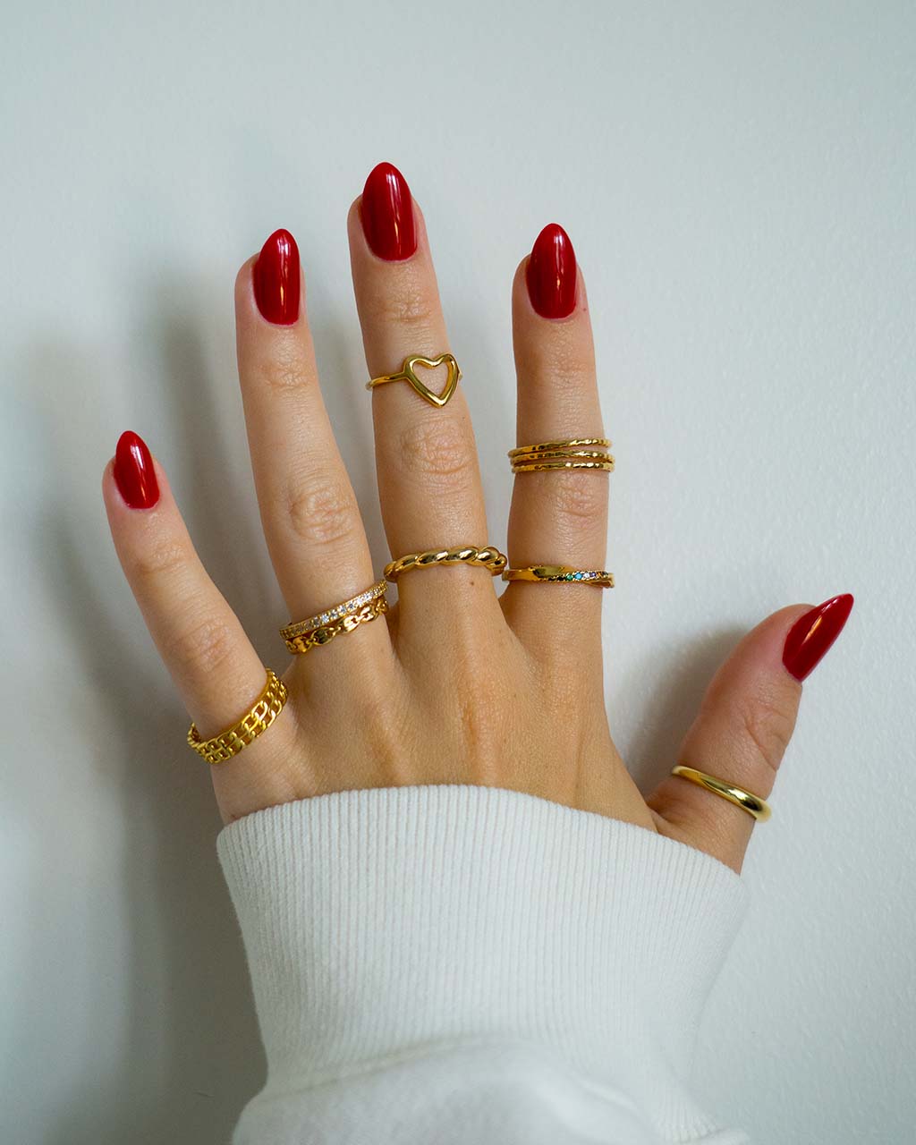 Senta Rainbow CZ Twist Ring