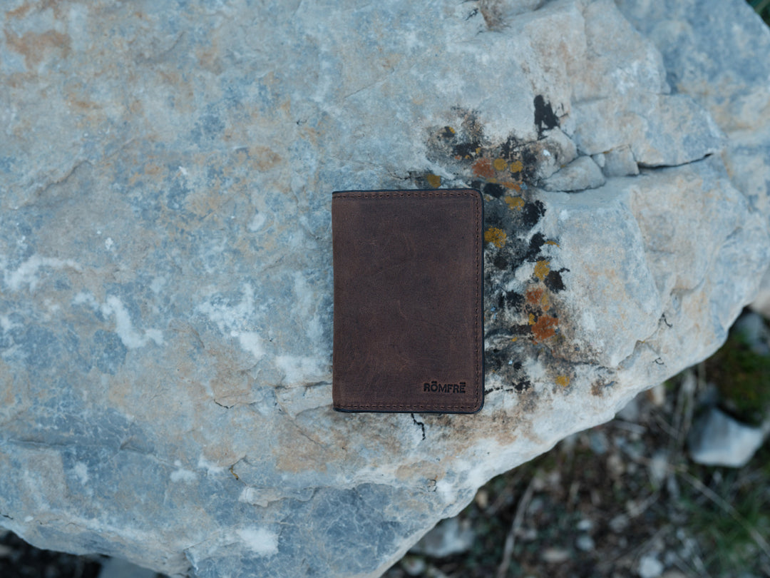 Kona Minimalist Bifold