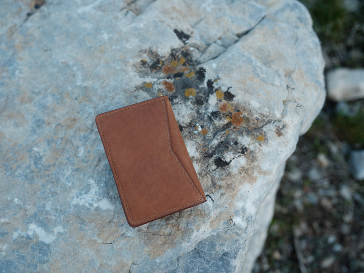 Kona Minimalist Bifold