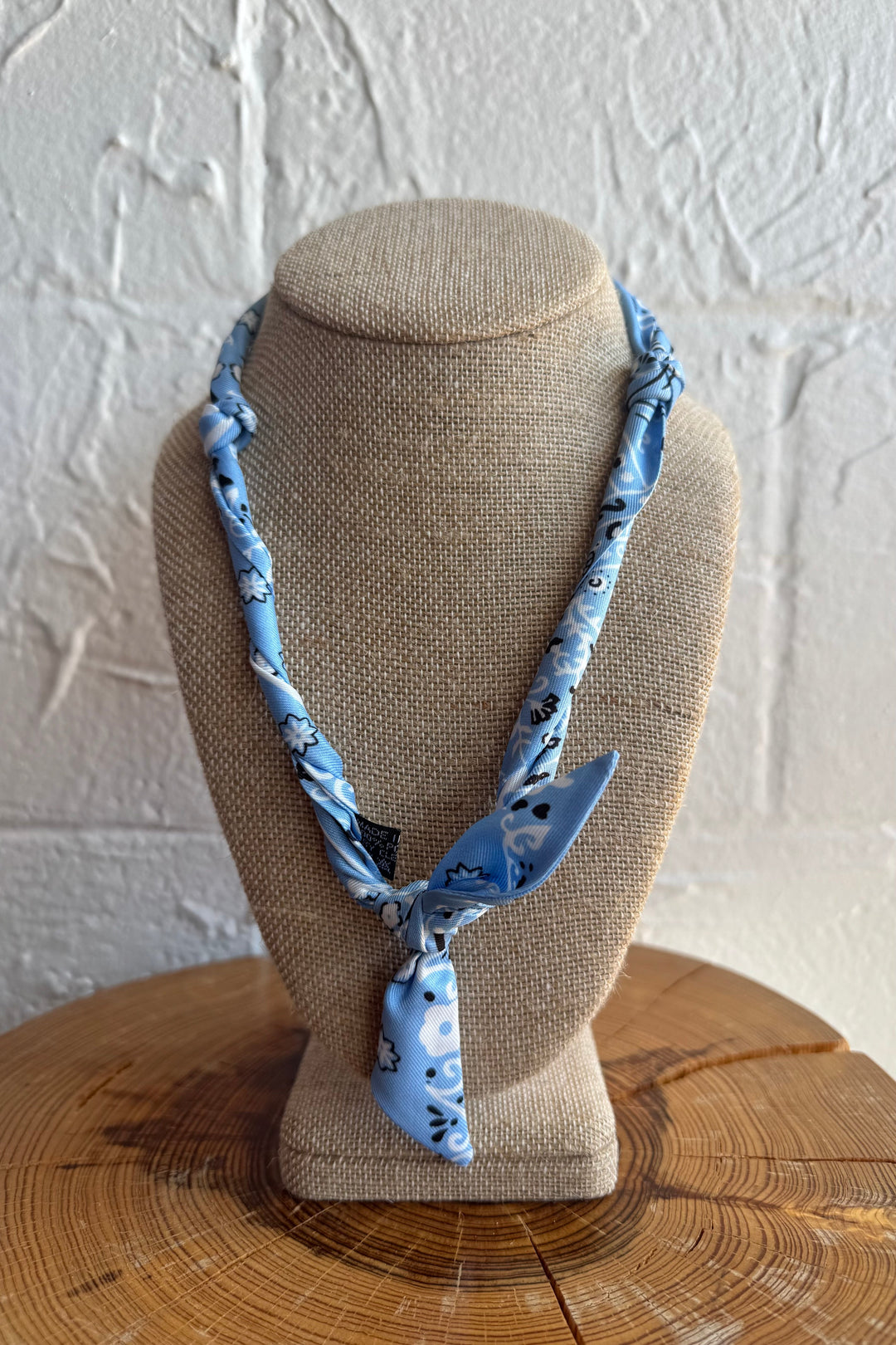 GEMELLI | KNOTTED BANDANA SCARF NECKLACE - LIGHT BLUE