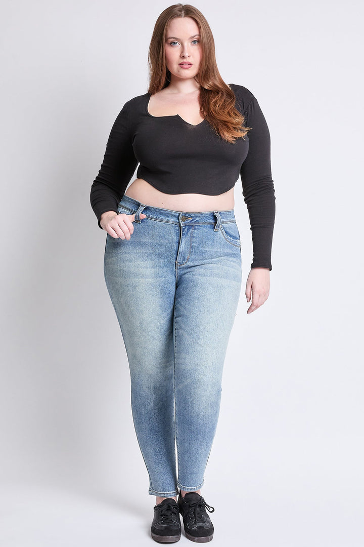 Women's Plus WannaBettaButt Mid Rise Embroidered Skinny Jean