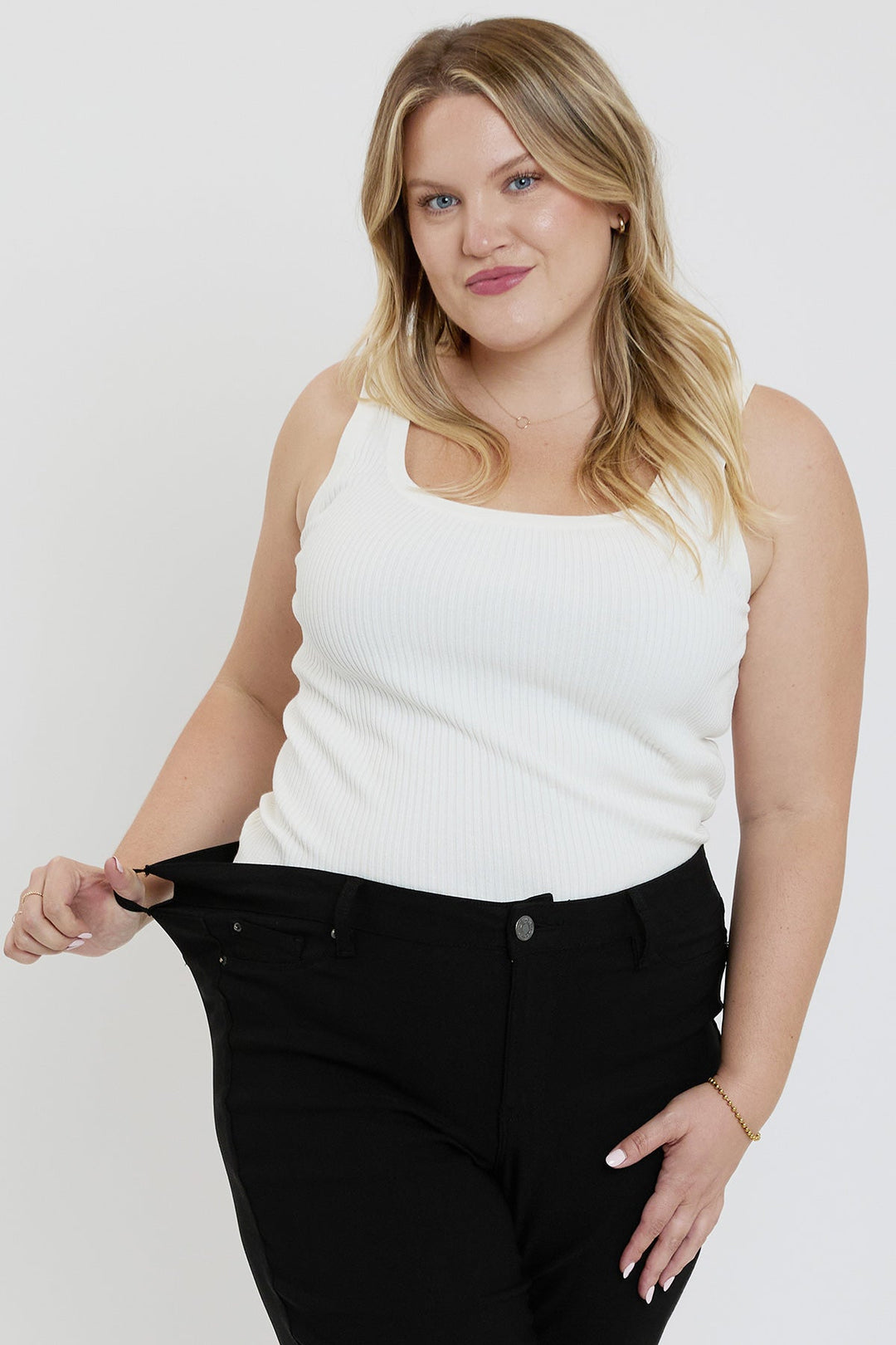 Women's Plus High Rise Hyperstretch Cropped Straight Pants