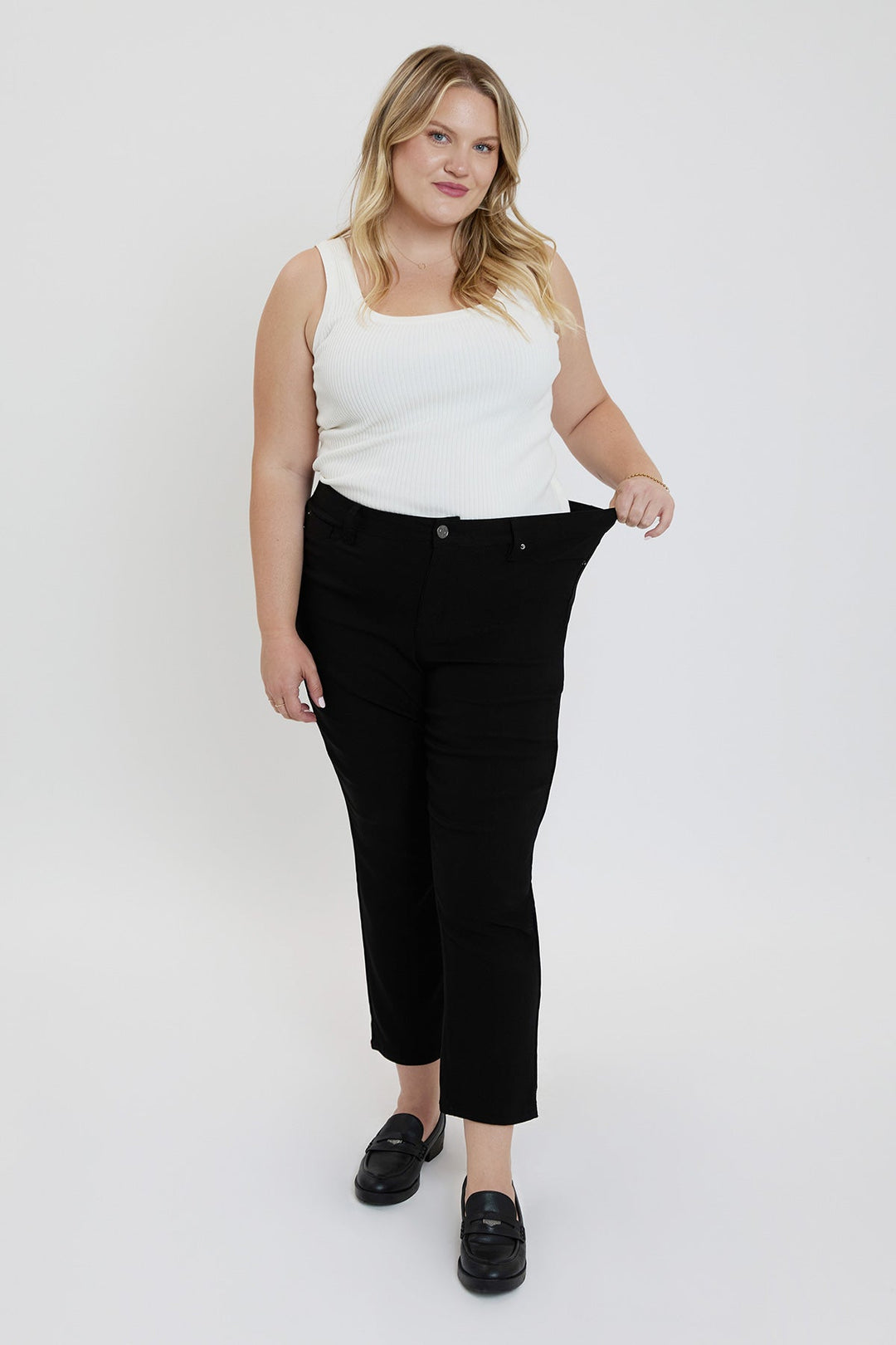 Women's Plus High Rise Hyperstretch Cropped Straight Pants