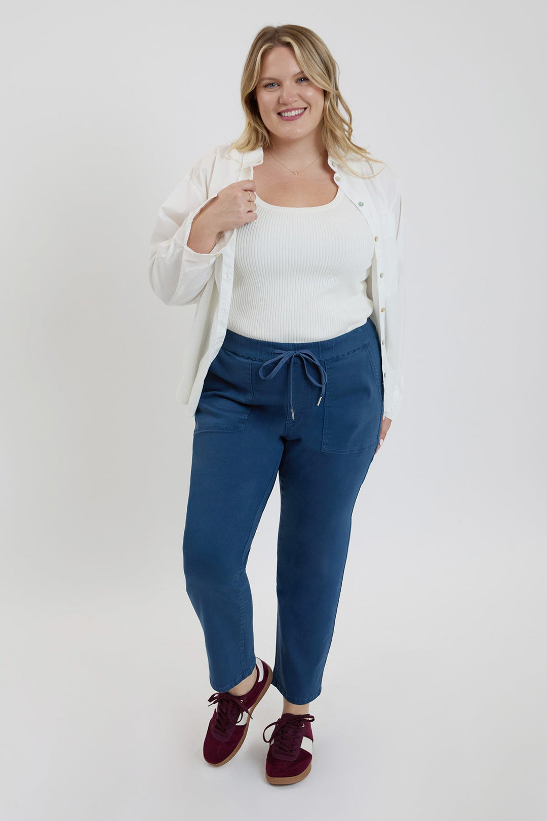 Women's Plus High Rise Pull On Straight  Jogger