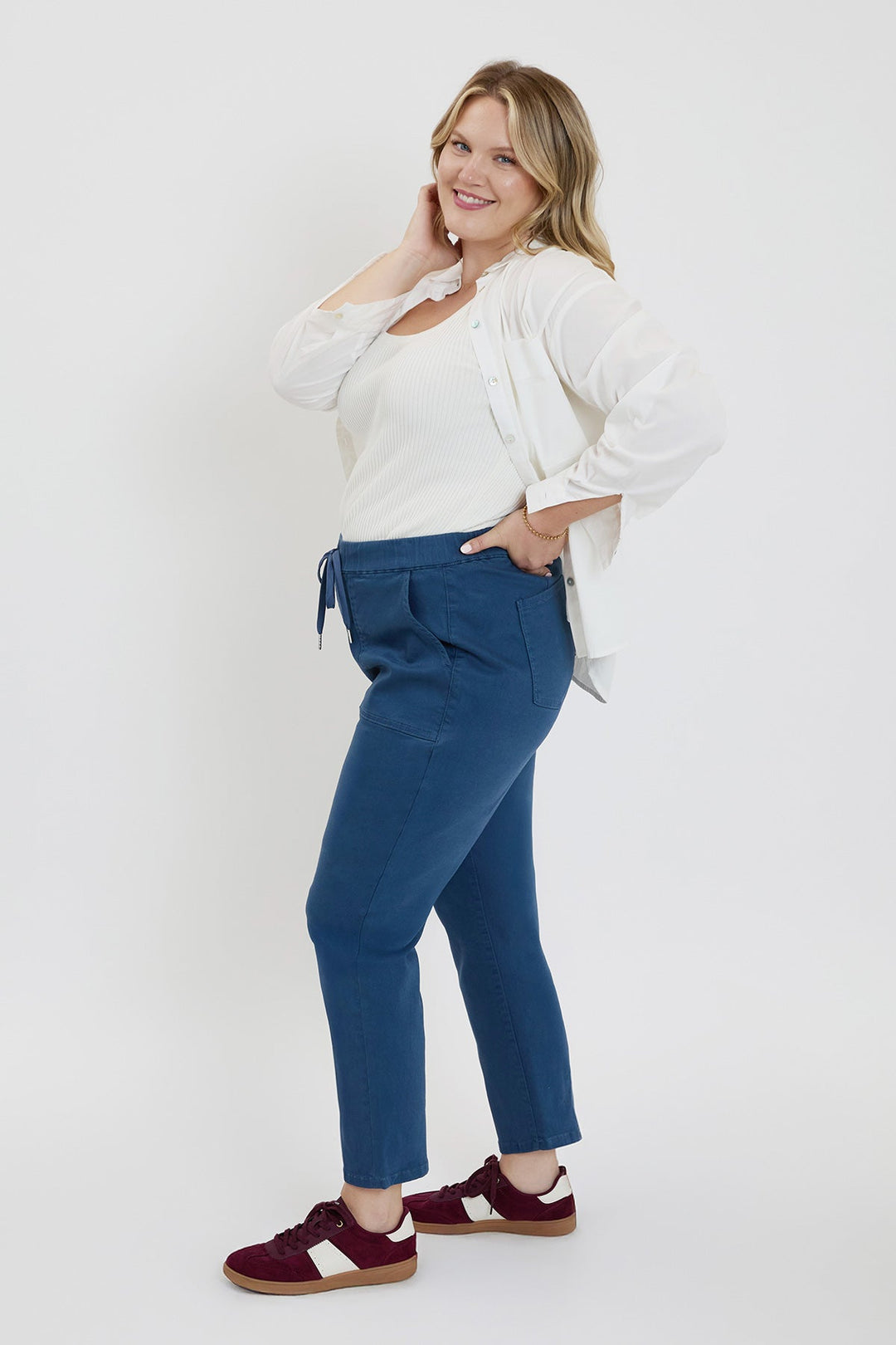 Women's Plus High Rise Pull On Straight  Jogger