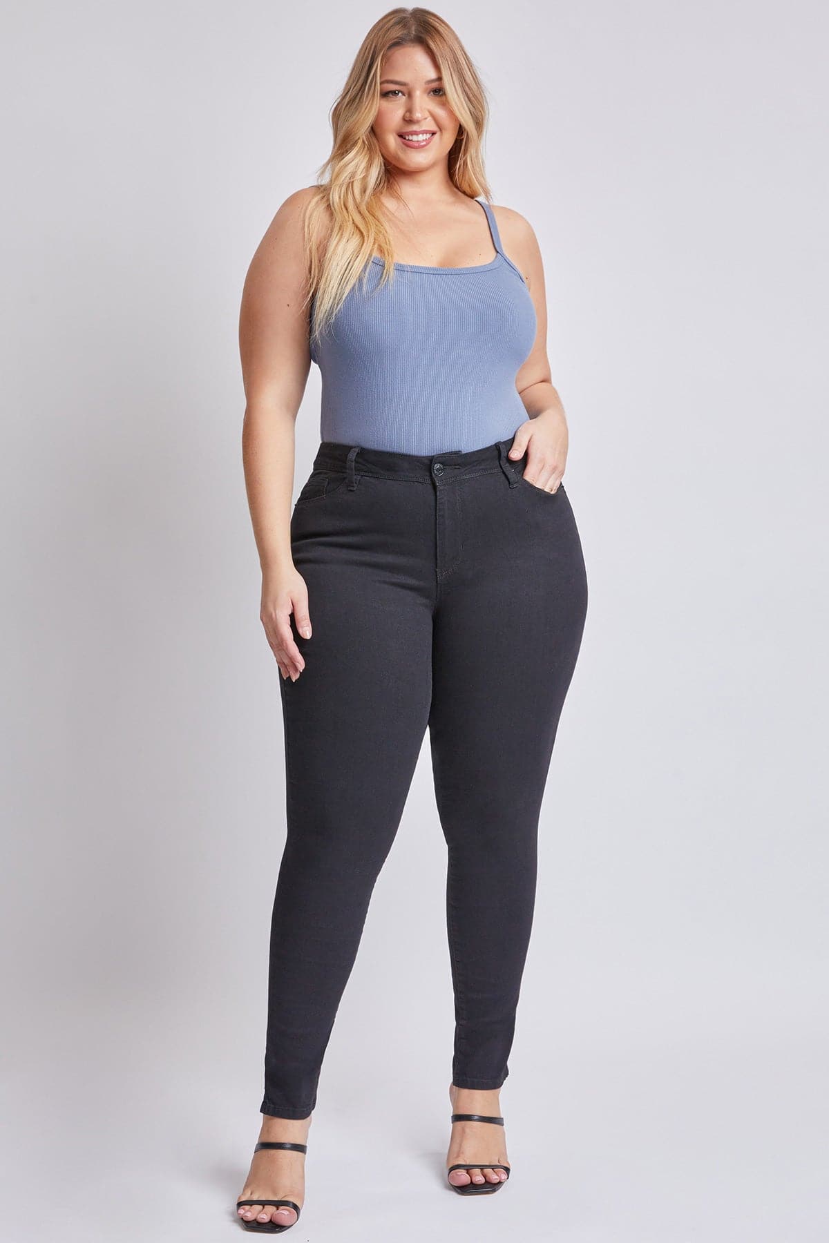 Women's Plus Essential Sustainable Skinny Jeans