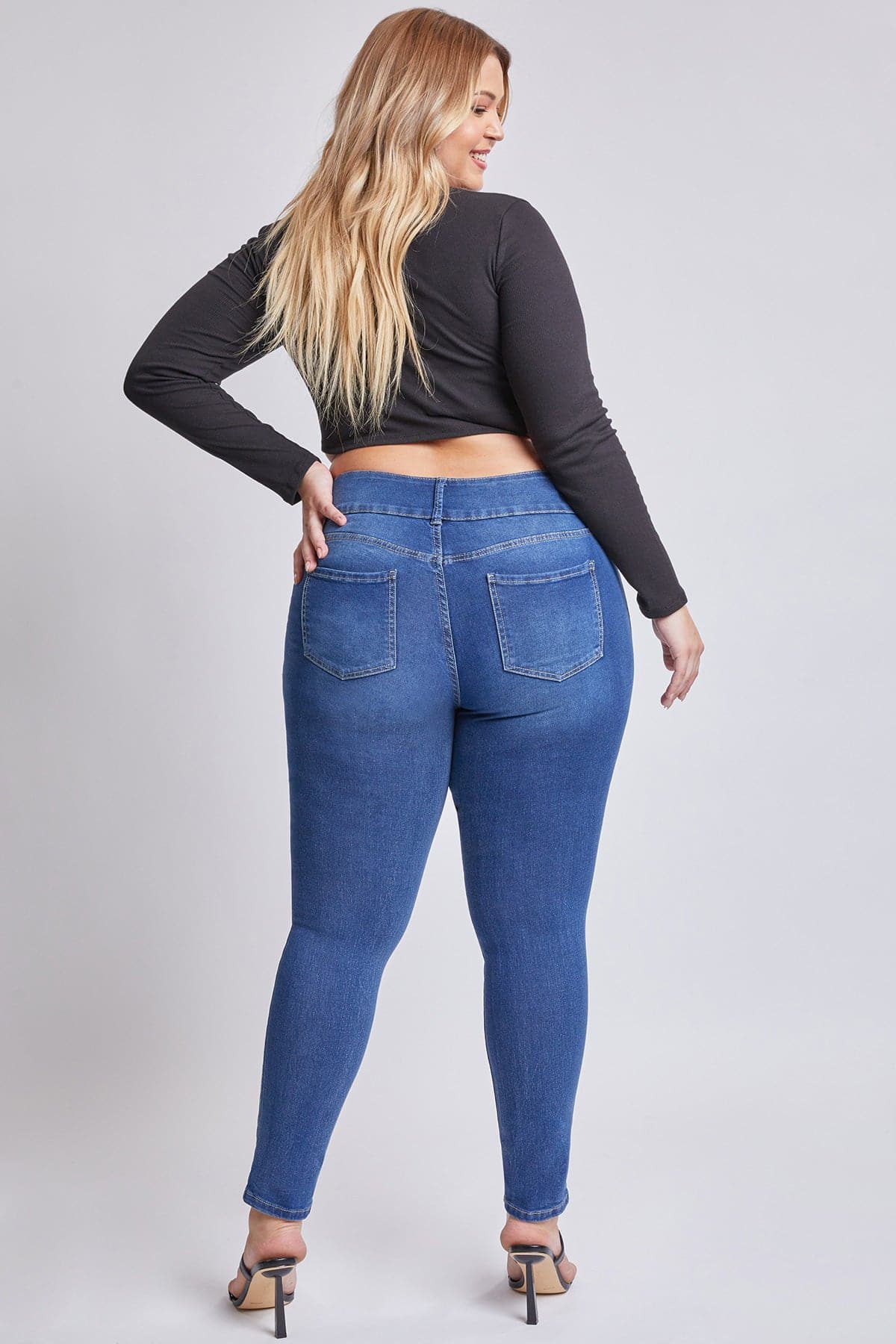 Women's Plus Essential  Skinny Jeans